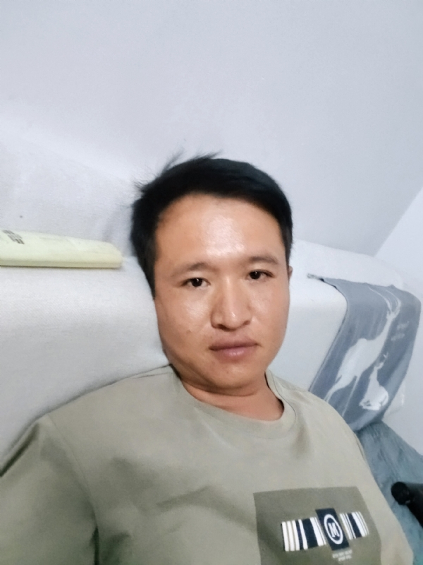 陌生人的第三张照片--东山婚介网