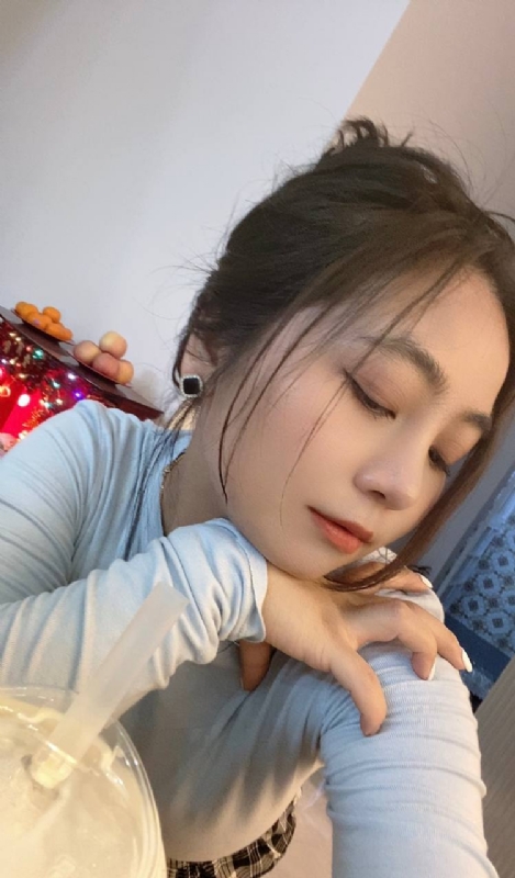艳秋的第一张照片--东山婚介网