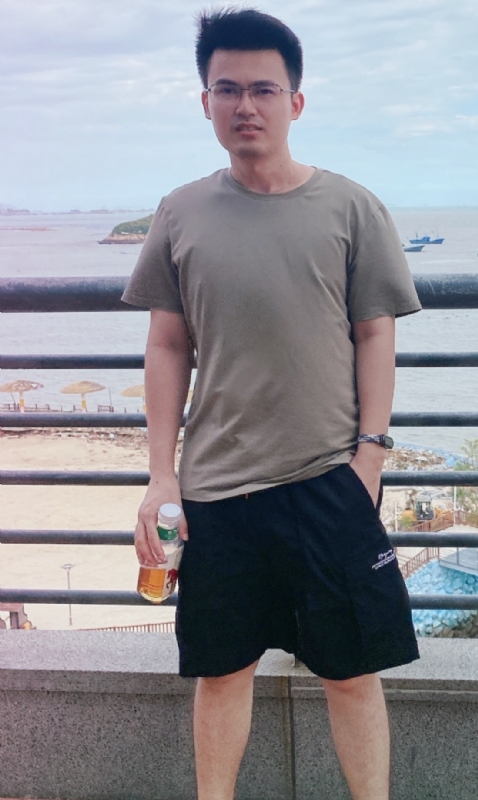 火花的第一张照片--东山婚介网